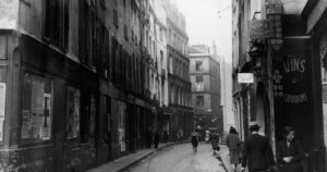 Enquêtes dans la France des Années Folles