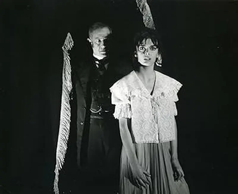 Barbara Steele