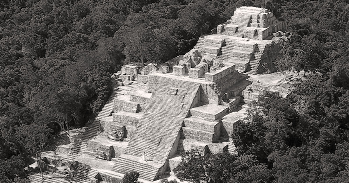 La cité maya de Ox Te’ tuun (Calakmul)