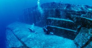 Japon : La mystérieuse cité engloutie de Yonaguni