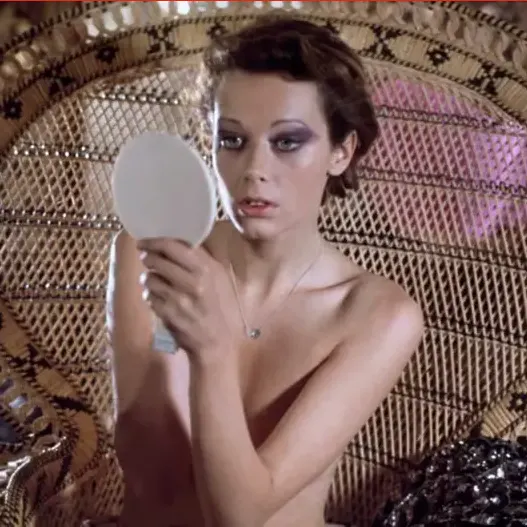 Emmanuelle (Sylvia Kristel)